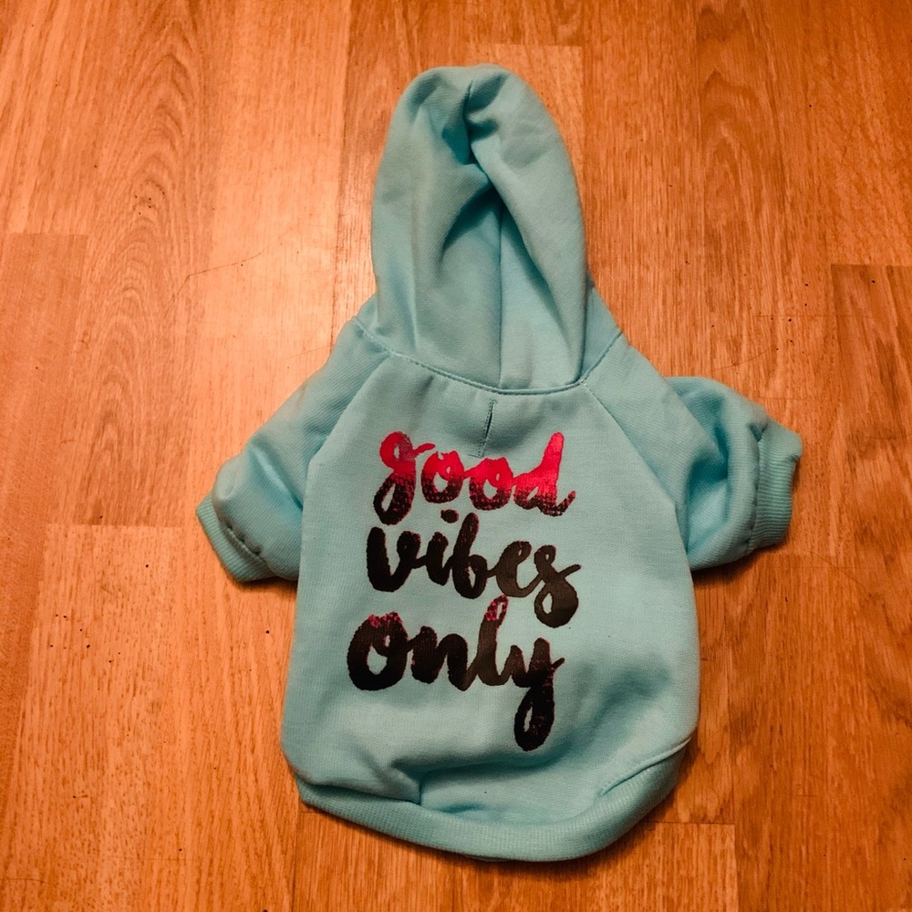 Doggie hoodie sweater small
